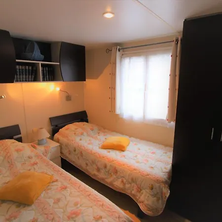 Camping Les Pins Maritimes Mobil 173 הייר